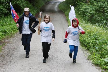 Mirna, slovenska bakla, foto OKS, Jan Gregorc (23)